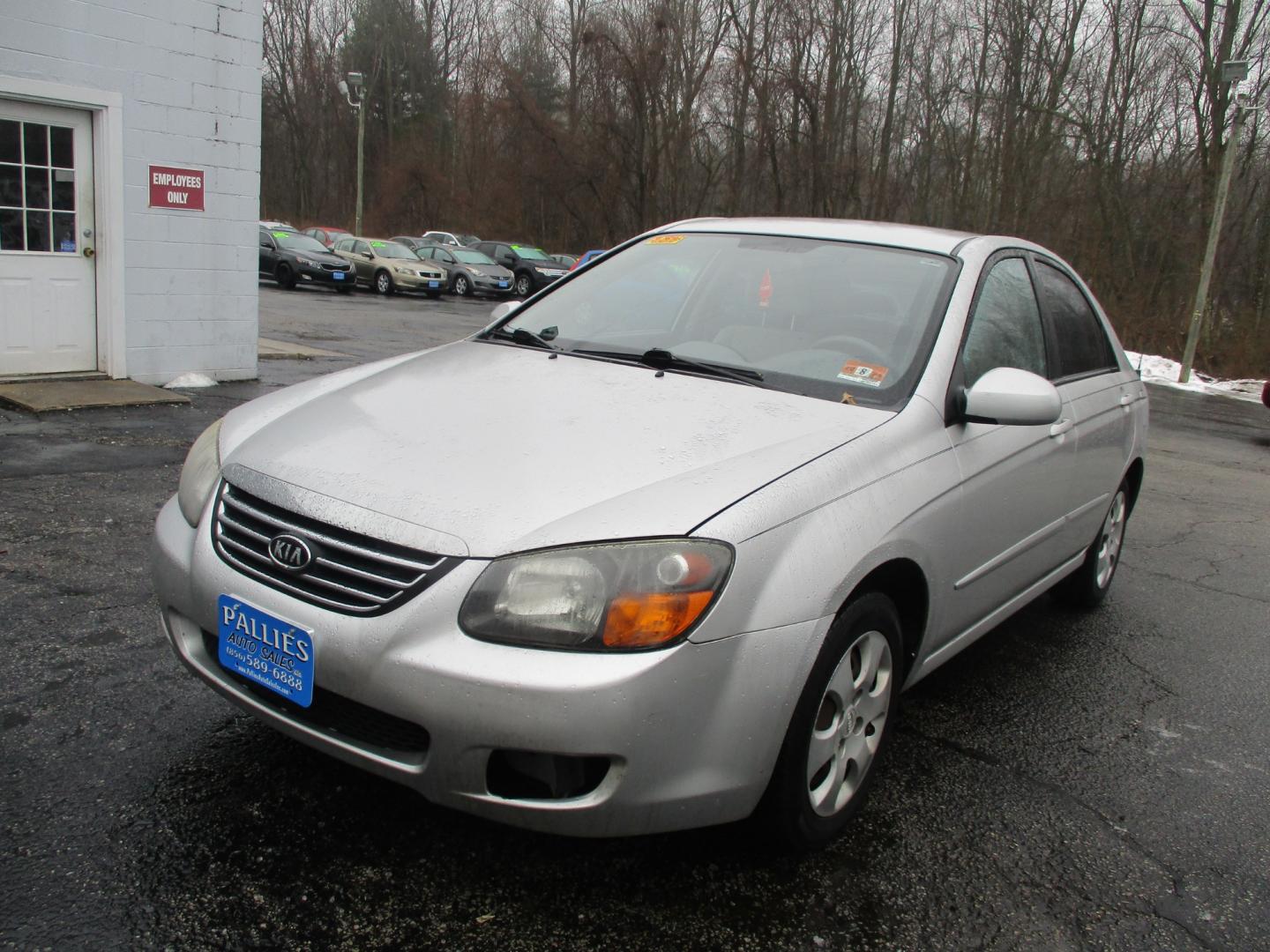 2009 Kia Spectra EX (KNAFE221095) with an 2.0L L4 DOHC 16V engine, AUTOMATIC transmission, located at 540a Delsea Drive, Sewell, NJ, 08080, (856) 589-6888, 39.752560, -75.111206 - Photo#0